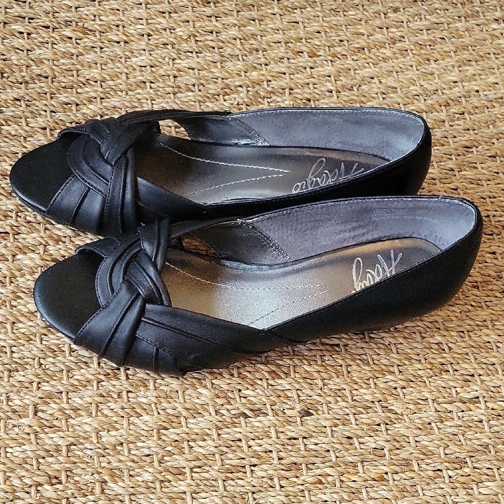 Adagio Chic Black Peep-Toe Leather Wedges Size 8.